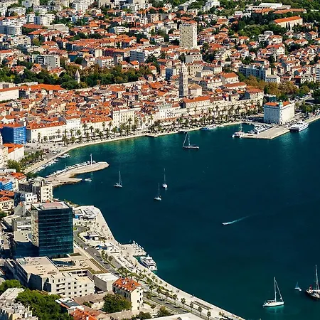 Luxury App Old Town Palace Split