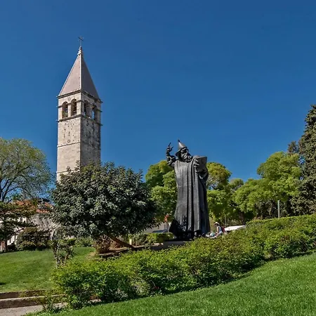 Luxury App Old Town Palace Split